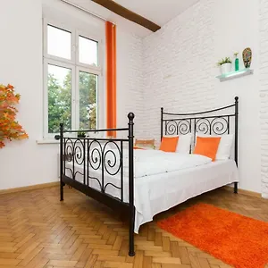 Bright And Charming- Golden Apartments&D8B Apartament