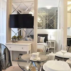 Rakowicka 22h - By Homeprime Apartament