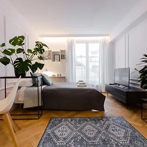 Old Town Premium Queen's Apartament